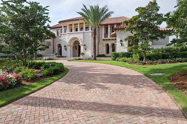 Reliable Avon, OH Driveway Pavers Solutions